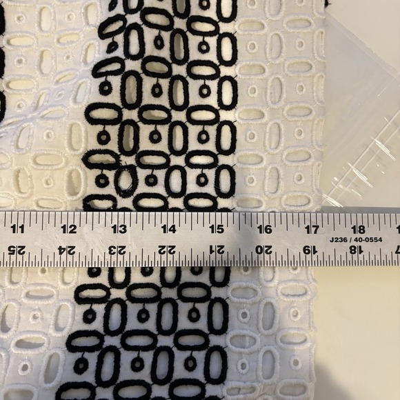 Antonio Melani Womens Midi Skirt Crop Top Set 8 Giant Eyelet Embroidered Coastal - Picture 5 of 9